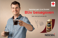 Pelle Hvenegaard og Nescafé Danmark bekæmper ensomhed blandt danskerne i ny kampagne med Røde Kors